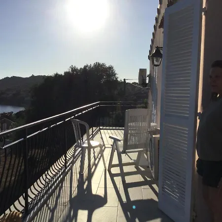 Independante Climatisee Tiuccia Bord De *